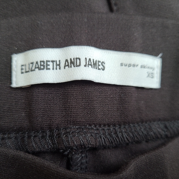 Elizabeth and James Woman's Super Skinny Pants, Size: XS Color: Black - Picture 8 of 16